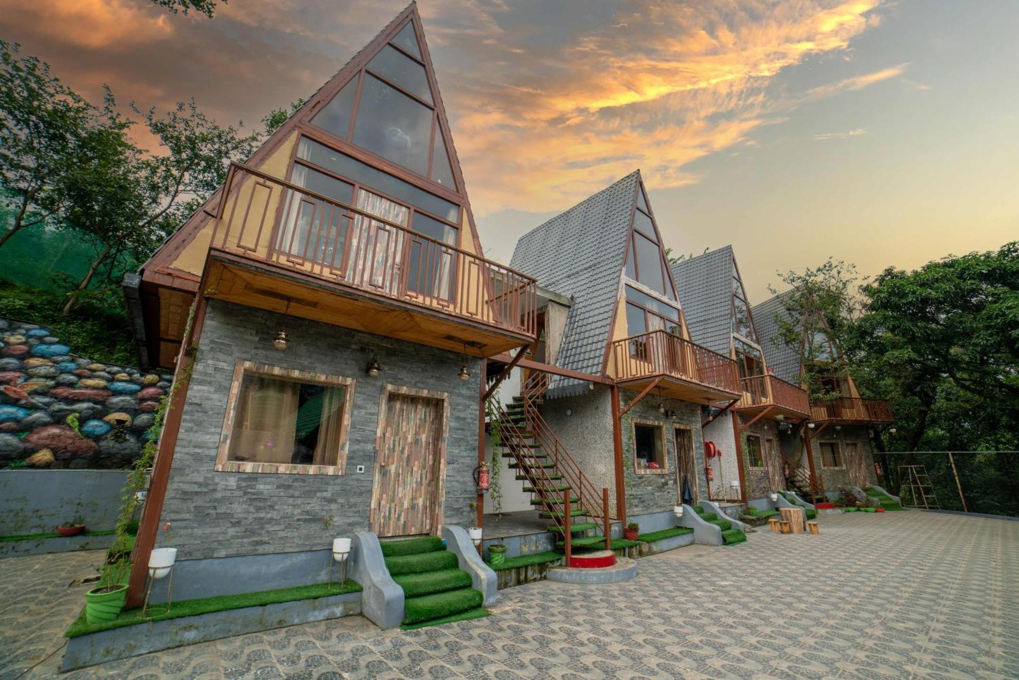 Mudras Grove Resort, Nainital Buitenkant foto