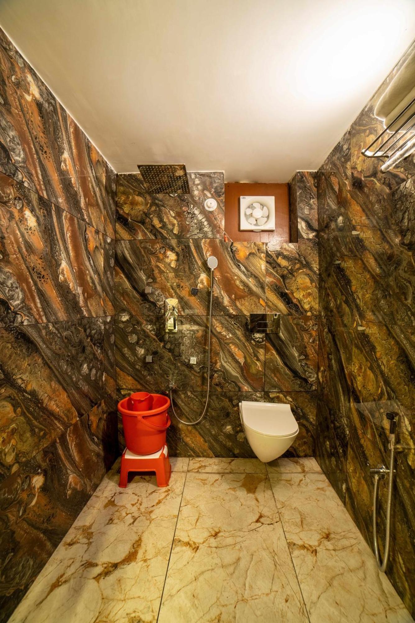 Mudras Grove Resort, Nainital Buitenkant foto