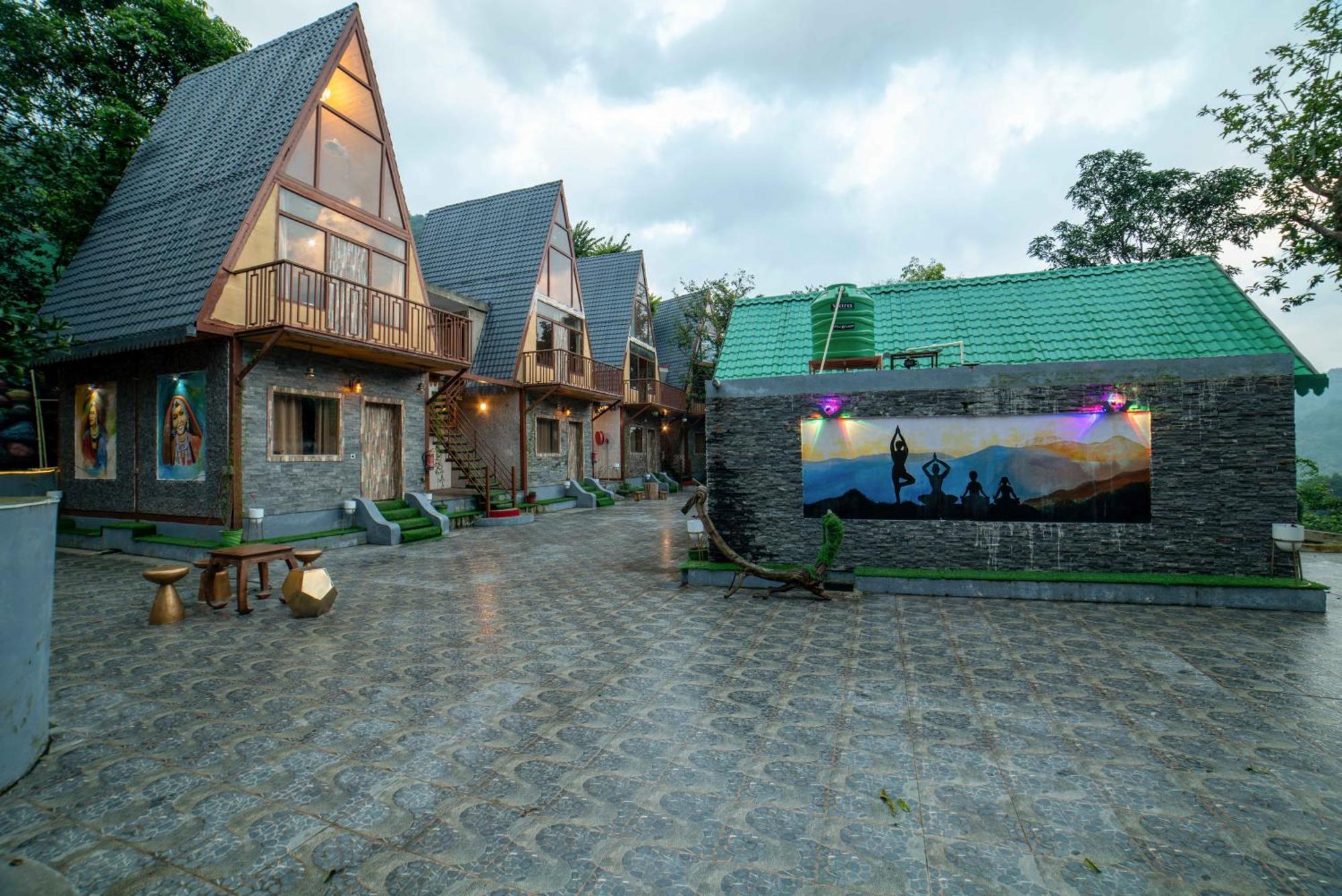 Mudras Grove Resort, Nainital Buitenkant foto